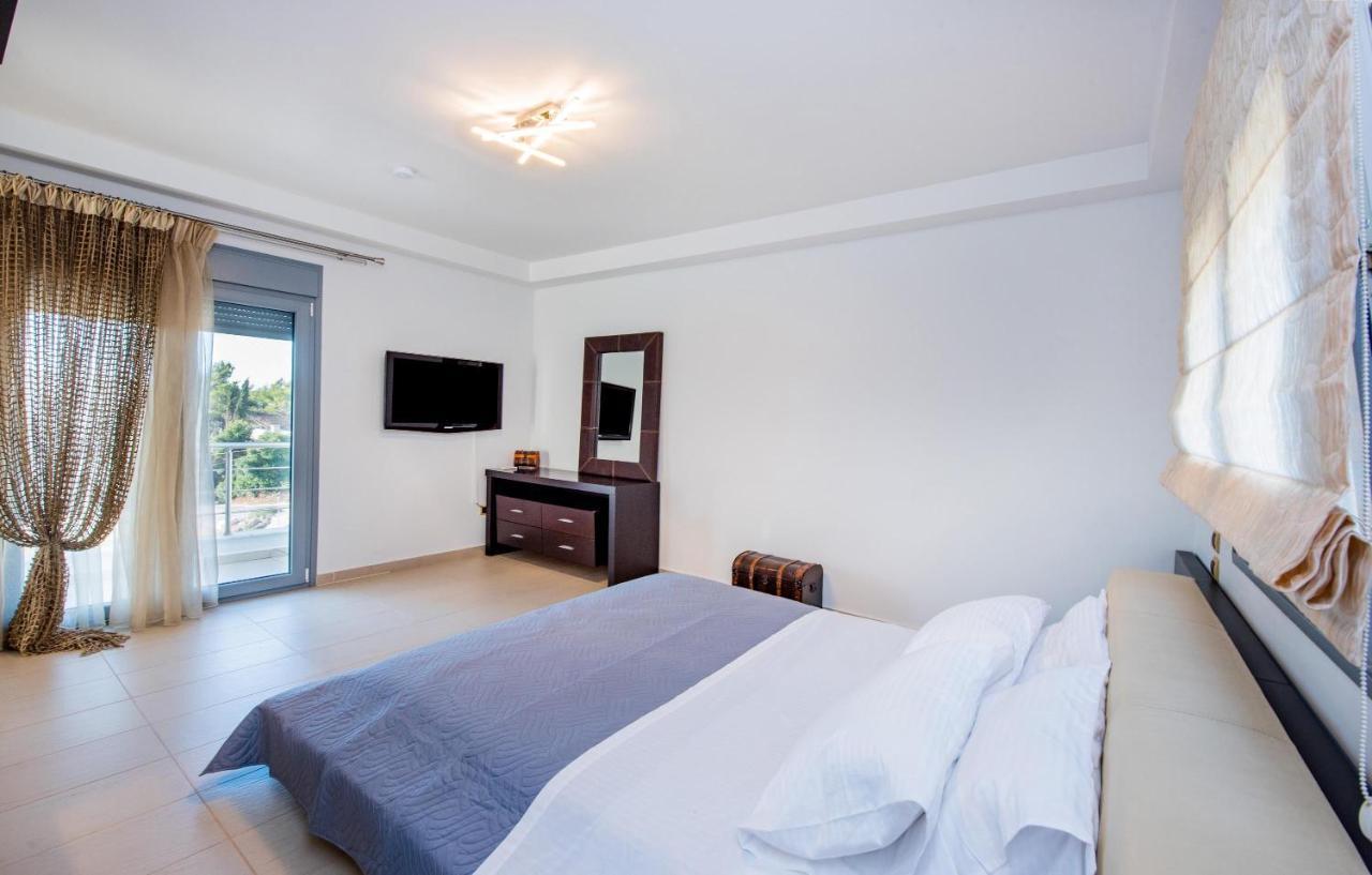 Dias Luxury Villa Koskinou  Buitenkant foto